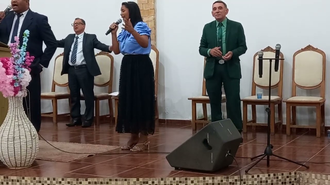IGREJA ASENBLEIA DE DEUS FOGO E GLORIA DU BAIRRO PARAÍSO 