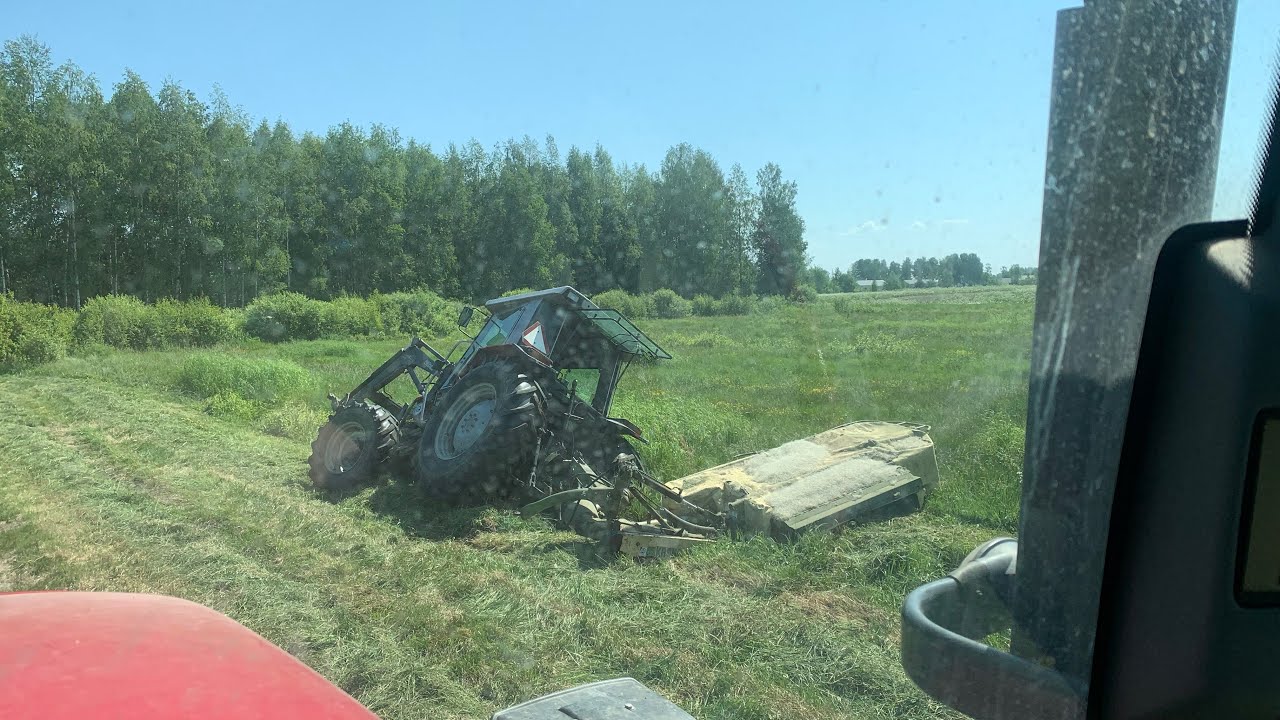 Heinän kaatoa ja höpötystä - Cutting hay with Elho 240nm & Valtra n91
