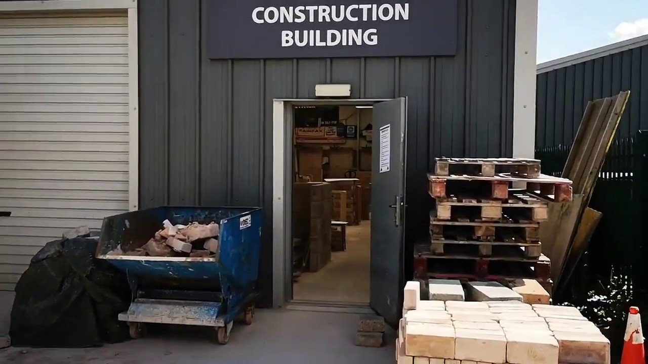 Selby College Virtual Tour - Construction (Bricklaying)