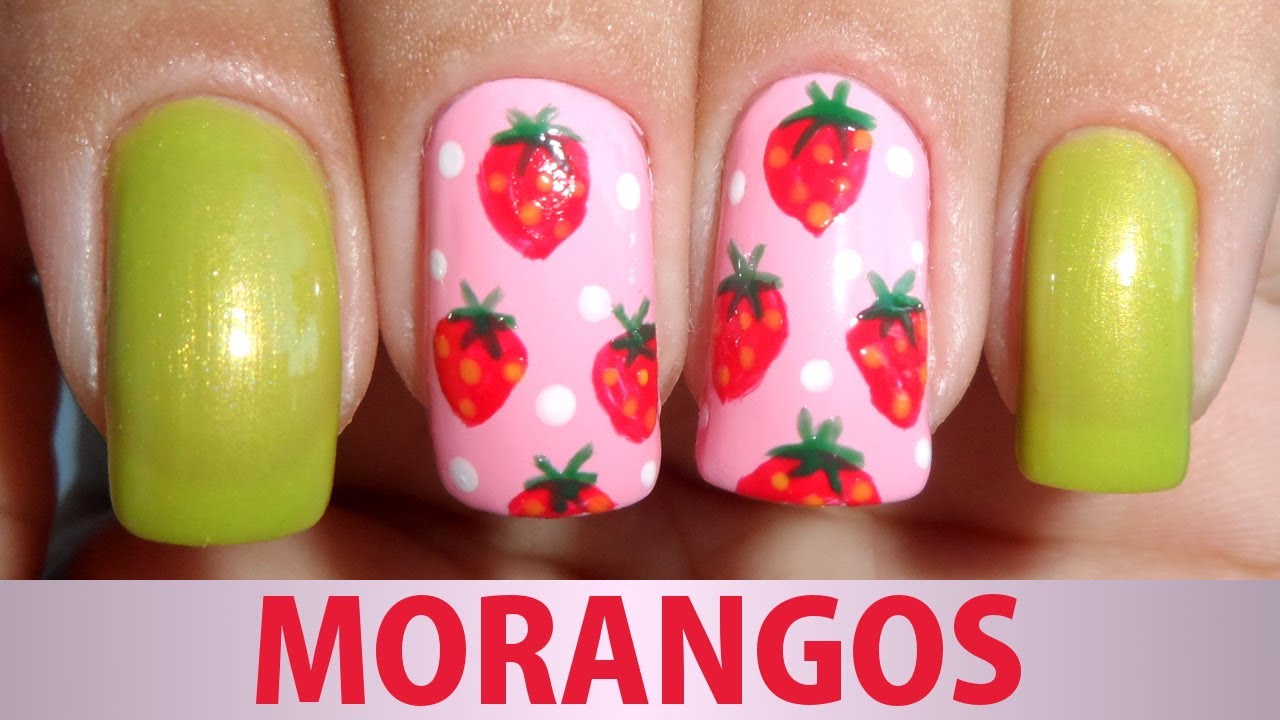 Unhas Decoradas de Morangos