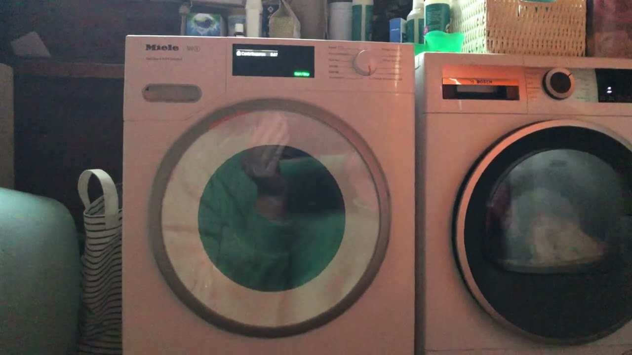 Miele W1 TwinDos & WiFiConn@ct Final Spin 1400 RPM with Other Programma’s