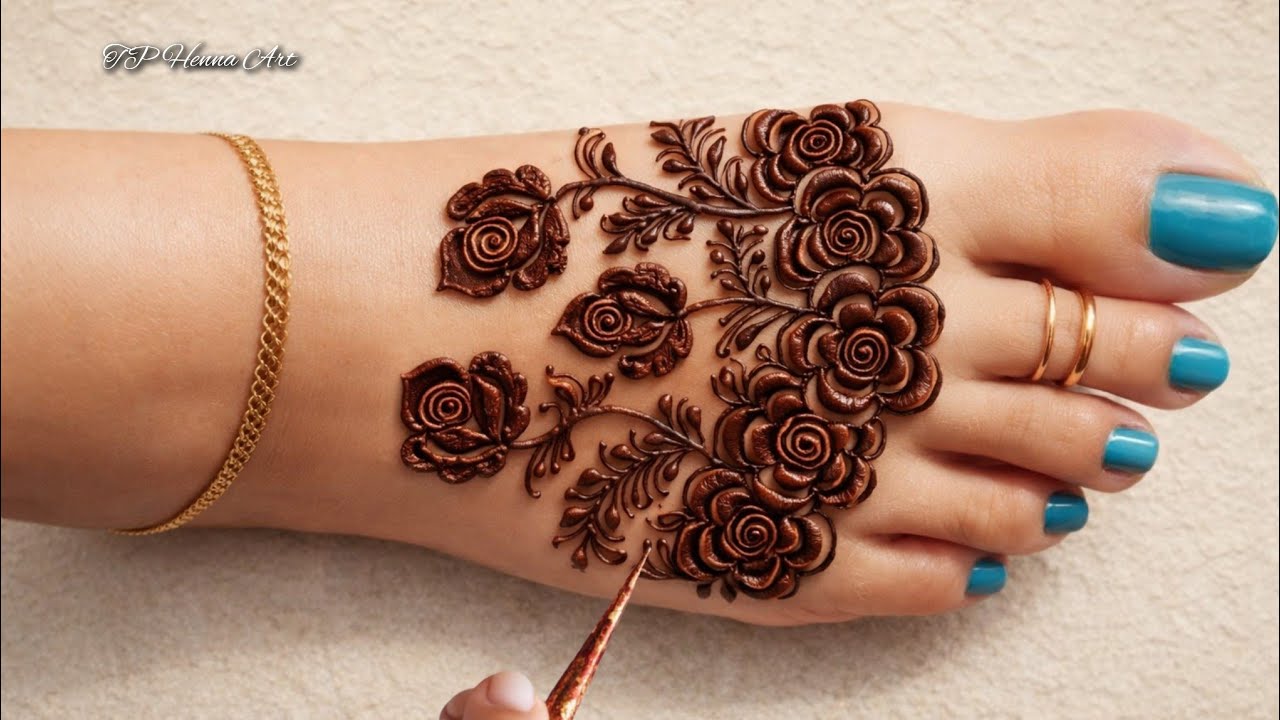 Beautiful Stylish Mehndi Design for foot / Bold Floral Henna Designs #tphennaart