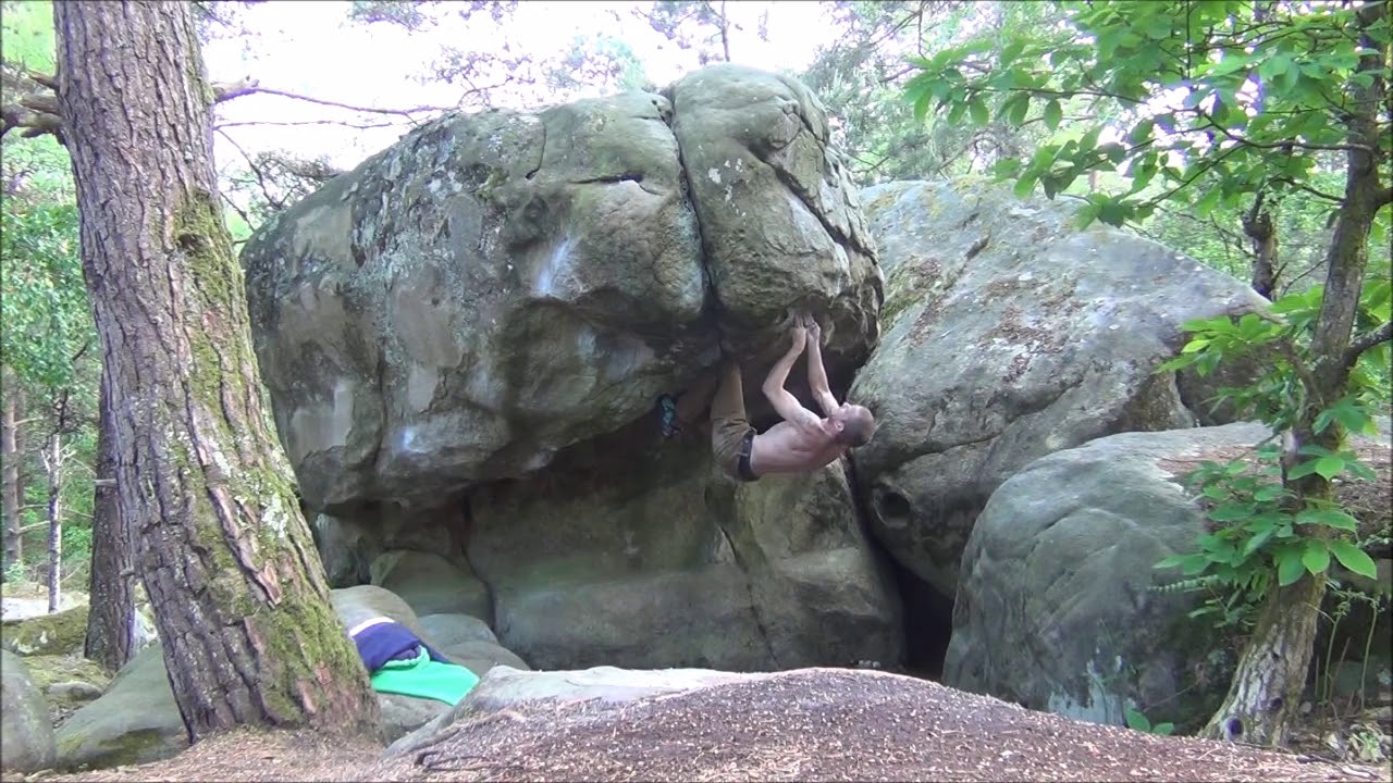 Fontainebleau - Rocher Guichot - Coup de Faiblesse 7C(7B+)