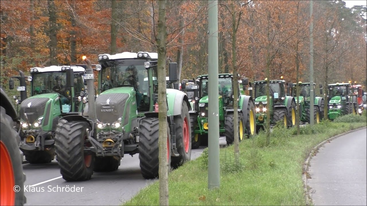 Bauerndemo- Traktor Konvoi- Einfahrt in Berlin Teil 3