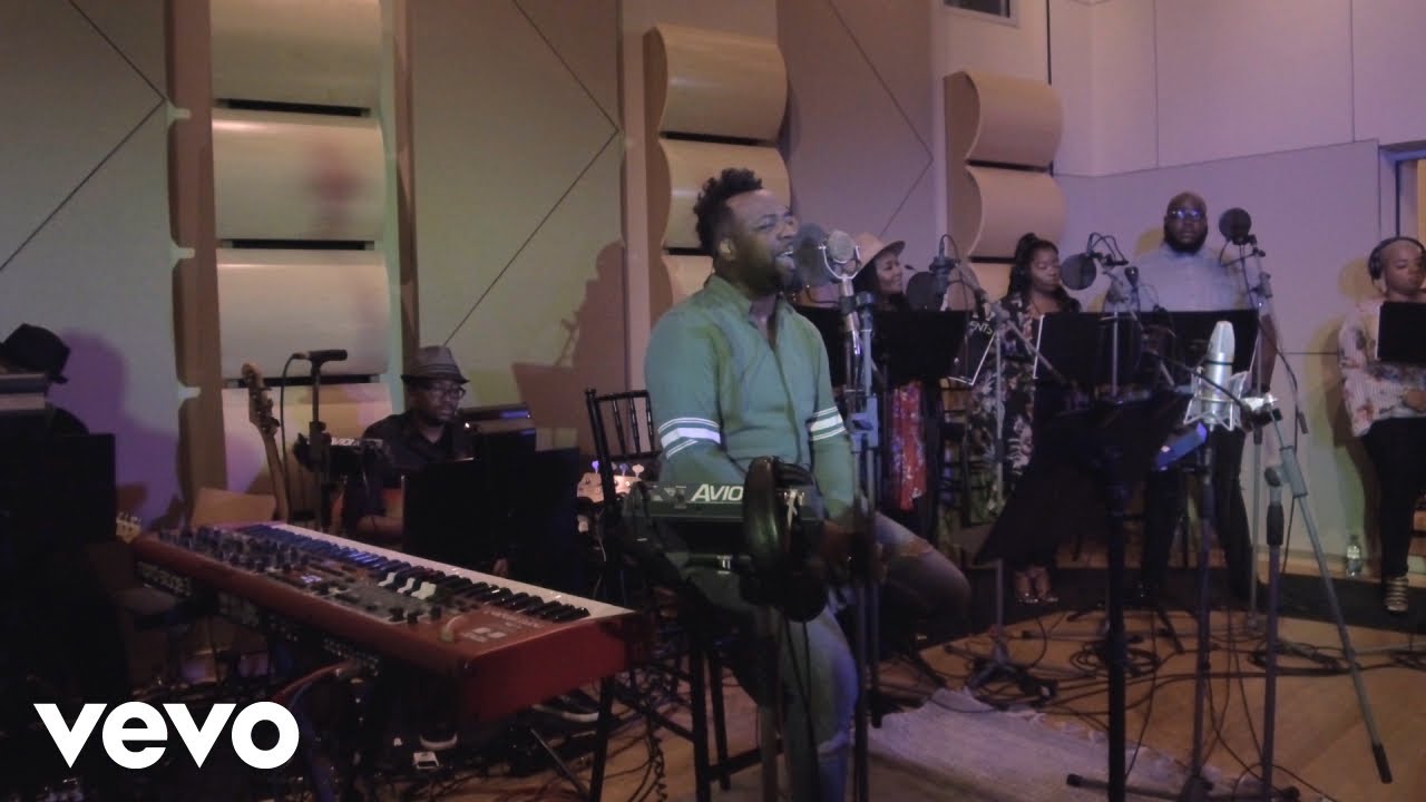 VaShawn Mitchell - May Have to Wait (Official Performance Video) ft. Ron Poindexter