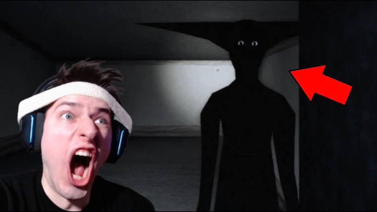 ЭТОТ УЖАС ЗАСТАВИЛ МЕНЯ ОРАТЬ НА ВЕСЬ ДОМ! 😱 Roblox Monochrome