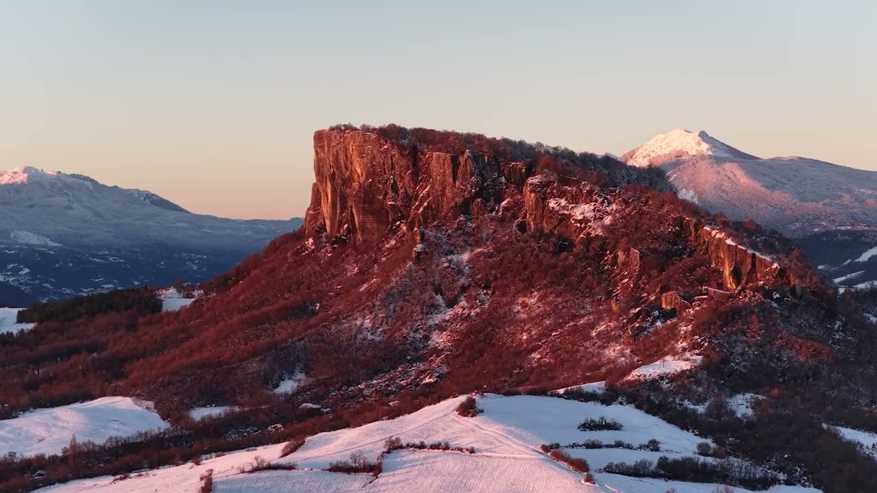 LA PIETRA DI BISMANTOVA E LA NEVE