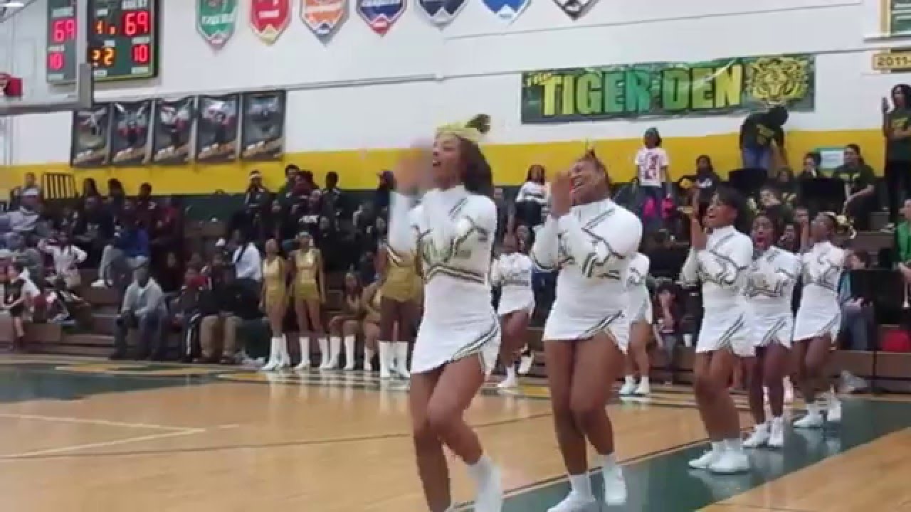Varsity Basketball: Marion @ Crispus Attucks