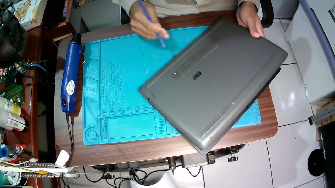 Servis Laptop HP - Proses 245 G8 Ganti Layar LCD
