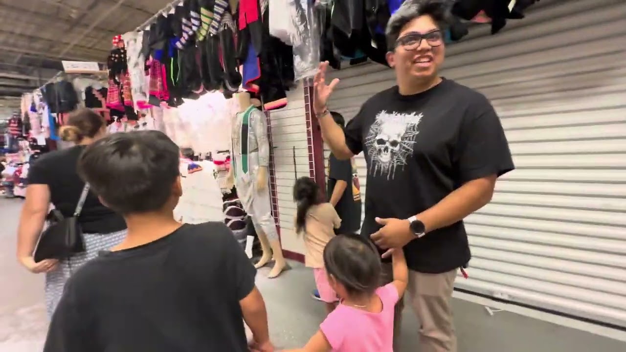 Shopping at the Hmong Village malls in MN