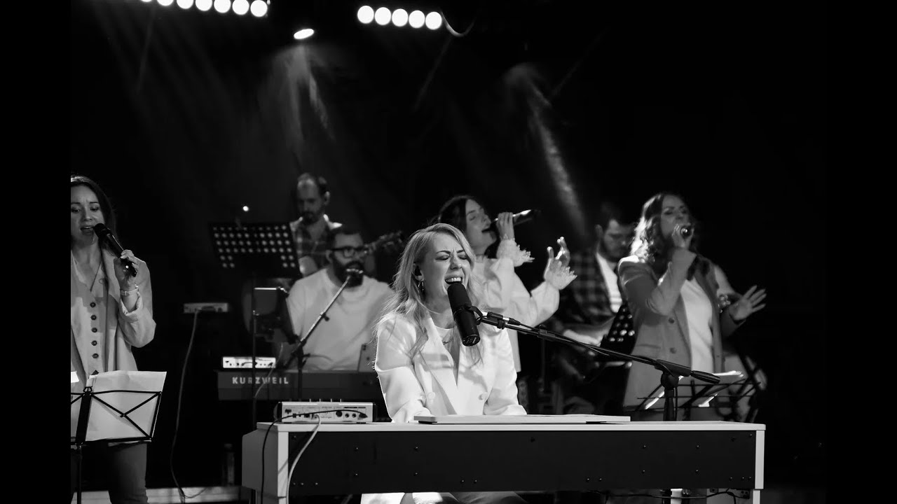 Blagoslov (The Blessing) short live from Stanica 26 - Stefani & THE UPPER ROOM