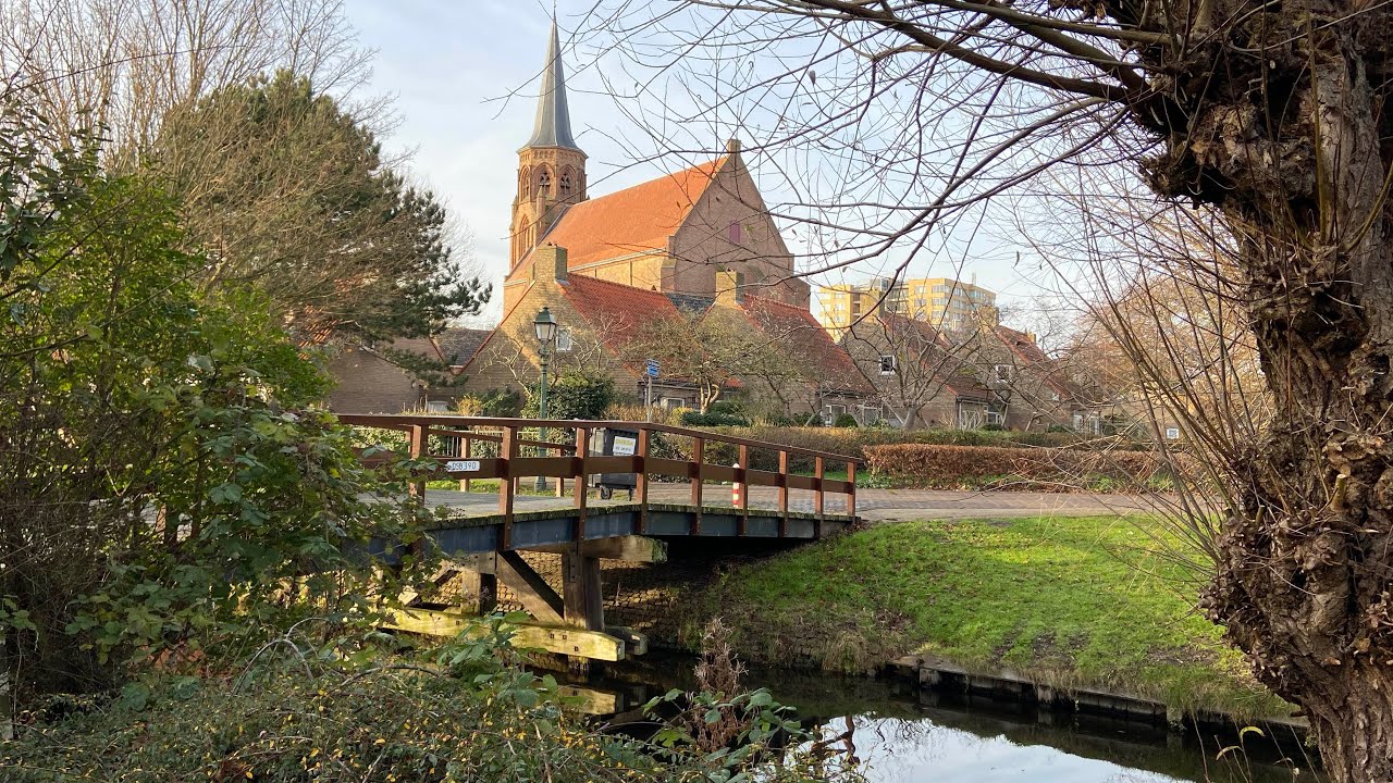Loosduinen Molen de Korenaer en de Abdijkerk, 16-12-2020