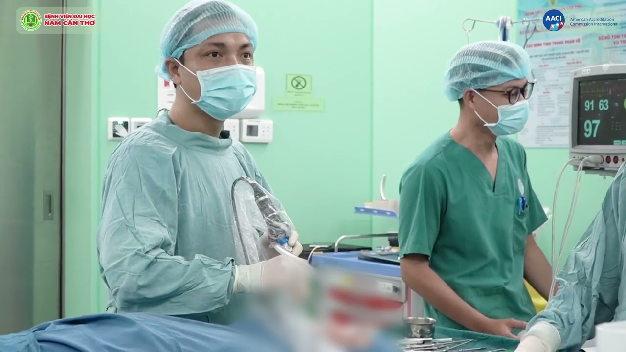 CHẤM DỨT ĐAU ĐẦU HƠN 10 NĂM DO GAI VÁCH NGĂN MŨI