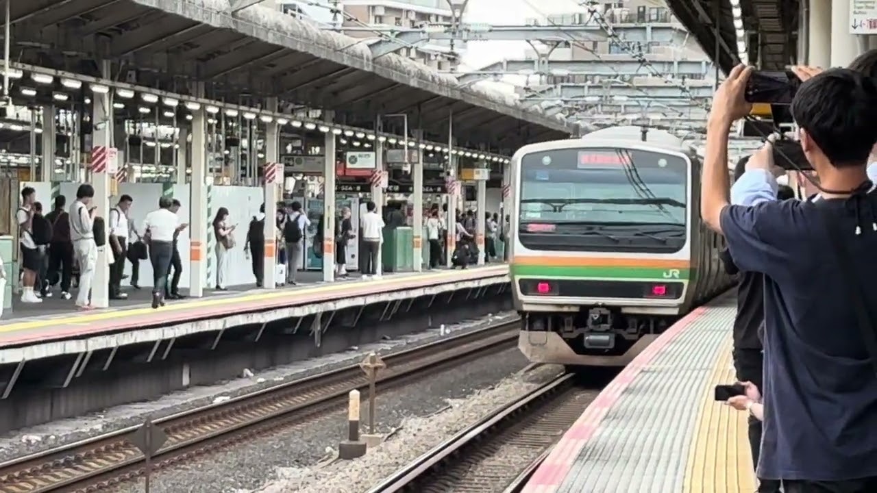 8/28 EF81-81,80 ED75AT廃車回送に伴う仙台送り込み回送　EF81-81号機＋ﾑﾄﾞEF81-80号機 赤羽駅通過