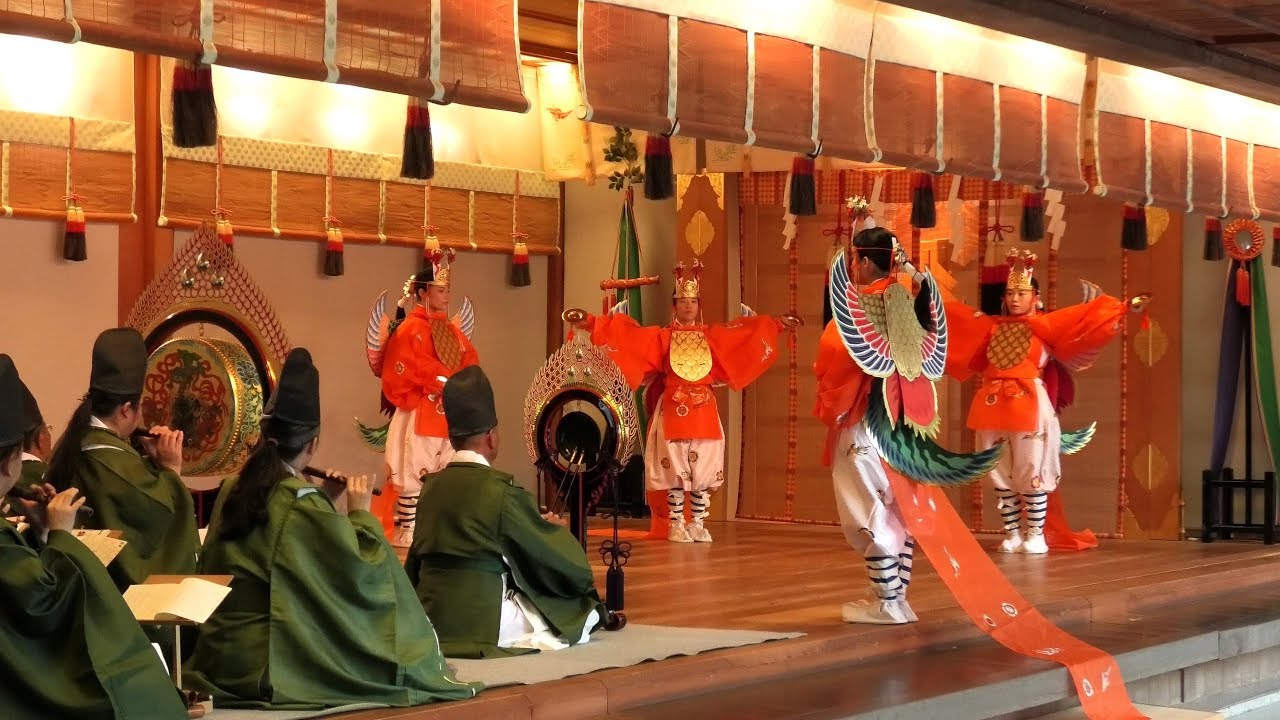 熱田神宮 令和元年 天皇陛下御即位奉祝行事 「御大典奉祝 舞楽演奏会”迦陵頻”」