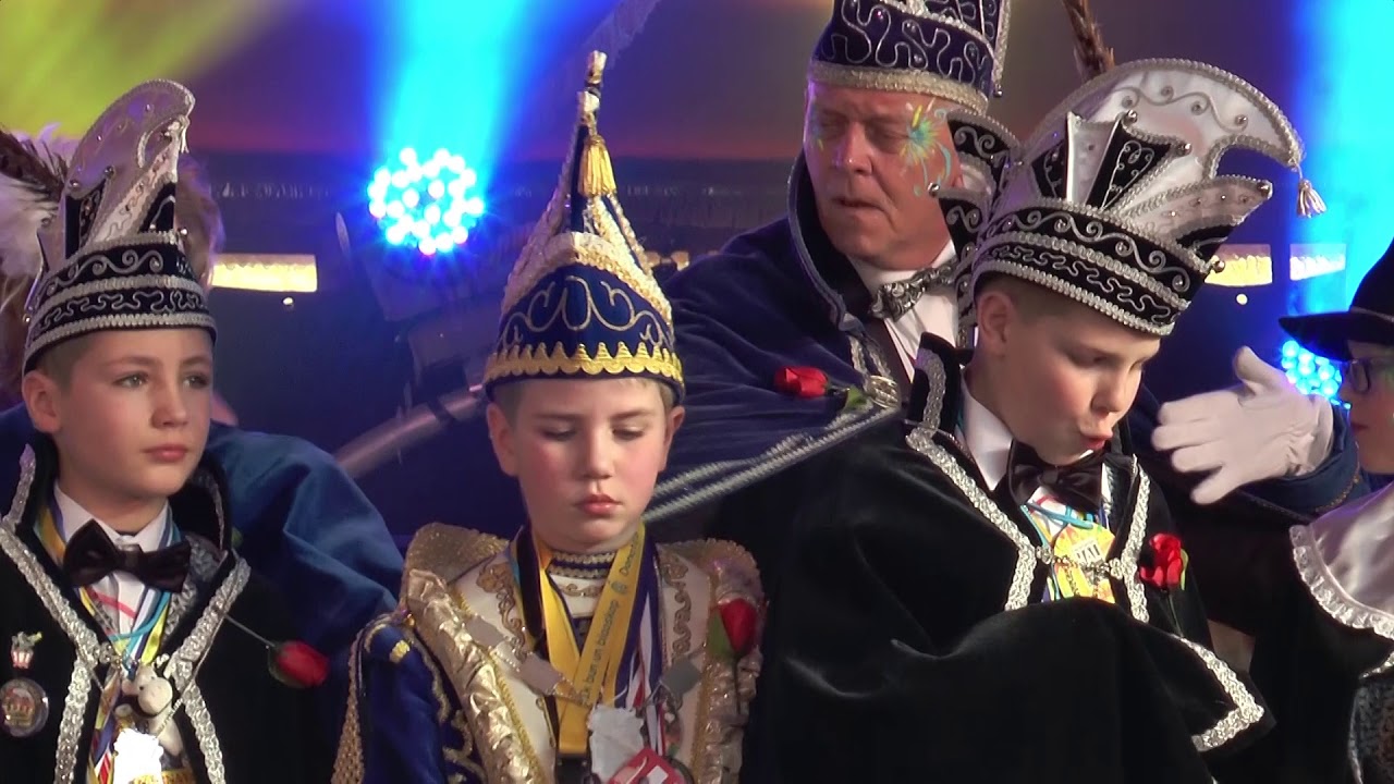 2015  Kindermiddag in de spiegeltent met Prins Tim de 2e
