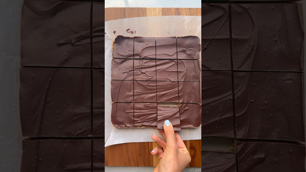 Chocolate Peanut Butter Bars | FeelGoodFoodie