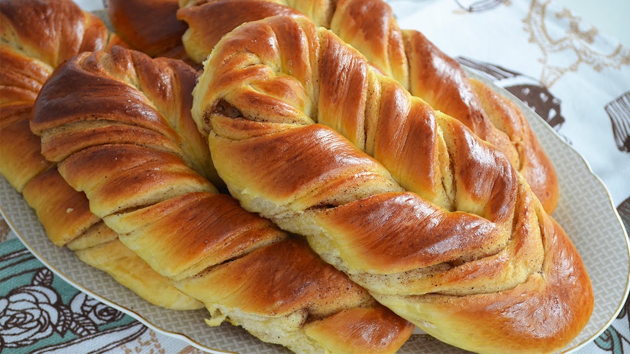 Плетеные булочки на кефире с сахаром и корицей | Wicker buns on kefir with sugar and cinnamon