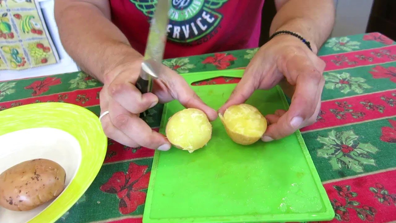 Картошка в Микроволновке / Как правильно приготовить !