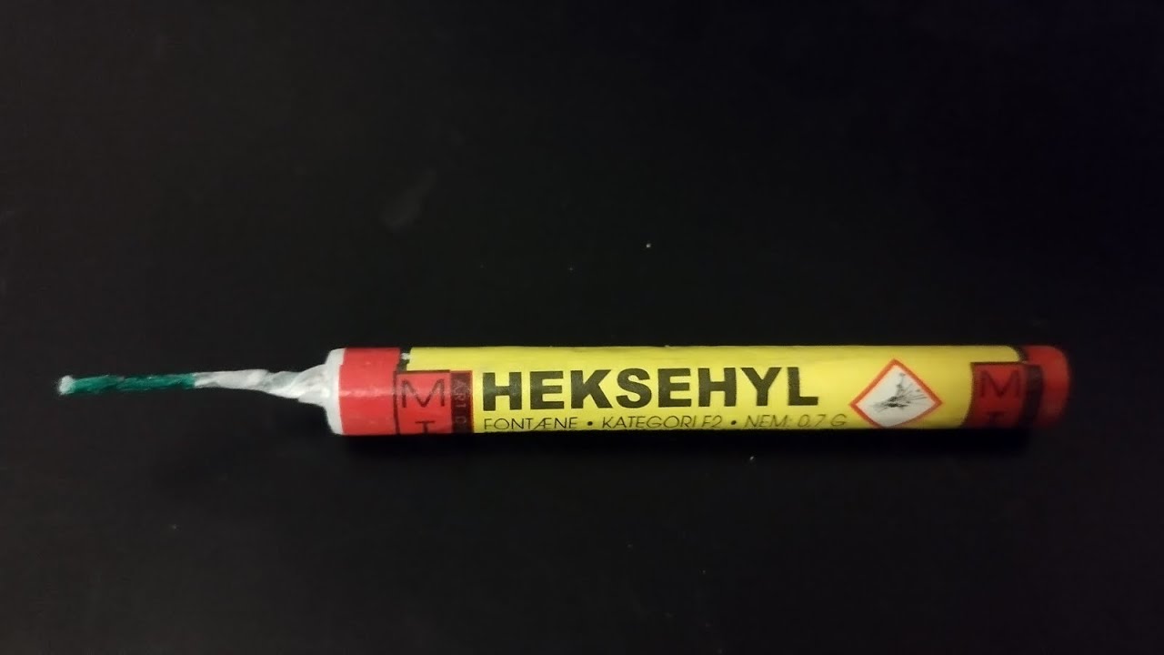 test af 2 &aring;r gammel heksehyl fra thansen #fyrv&aelig;rkeri #nyt&aring;r #fireworks