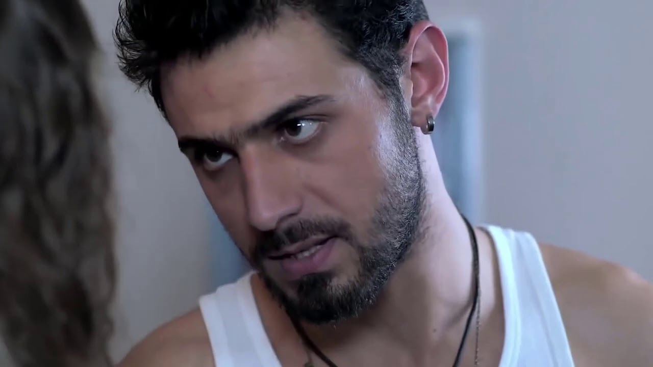 ضرب حبيبتو هو وسكران وزعلت منو  - سنعود بعد قليل
