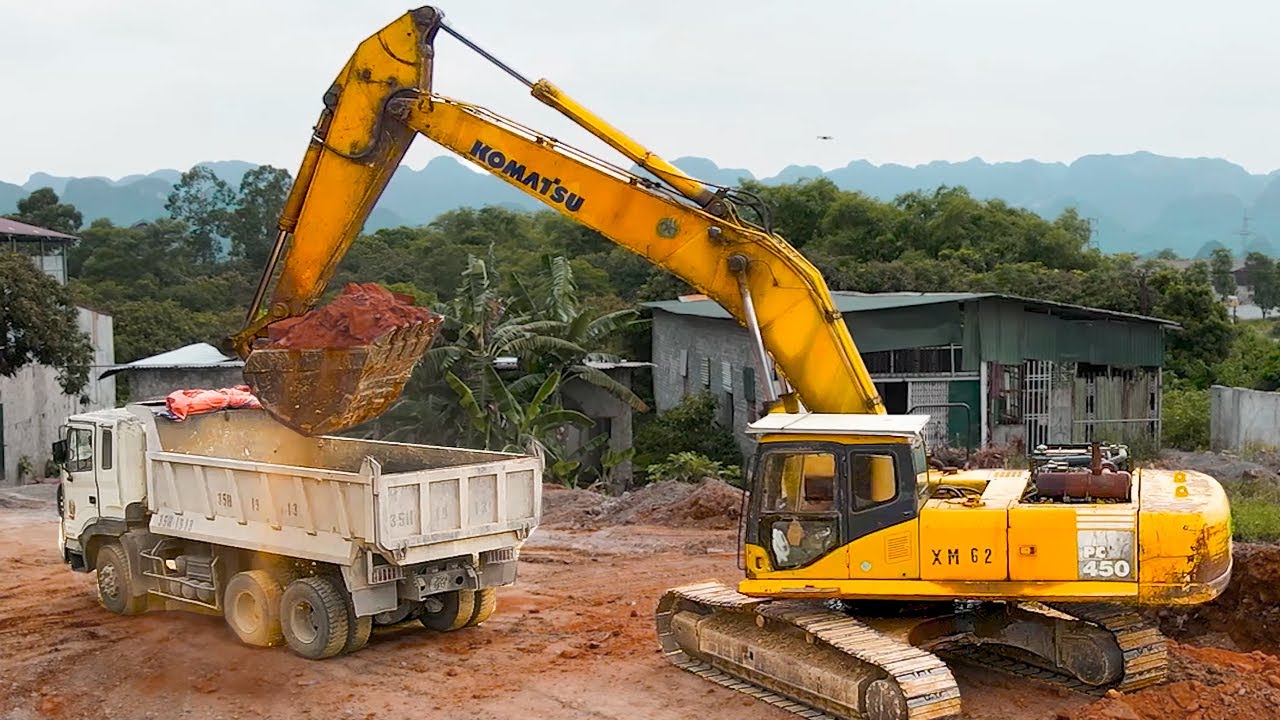 KOMATSU PC450 Loading Dump Trucks -  Sotiriadis/Labrianidis Mining Works - 4K