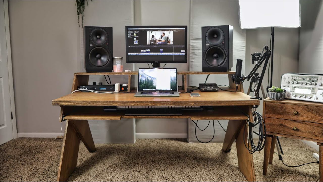 MINIMALIST YouTube and Music HOME STUDIO Setup (studio tour)