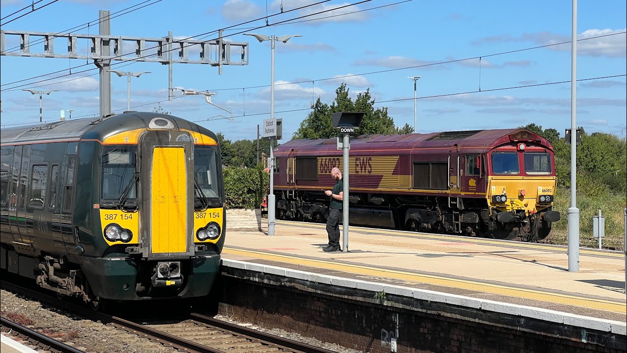 Trains at Didcot Parkway (16/08/24) GWML