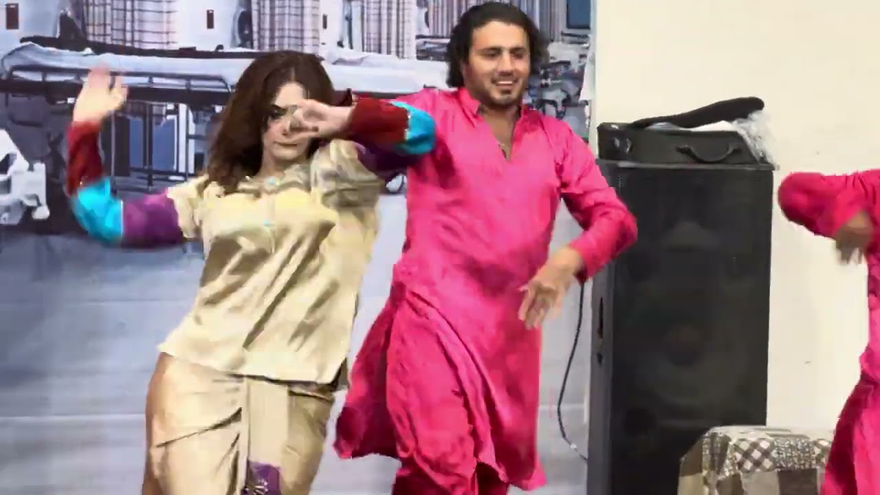 zara khan full sexy mujra punjabi mujra 2024 new punjabi song