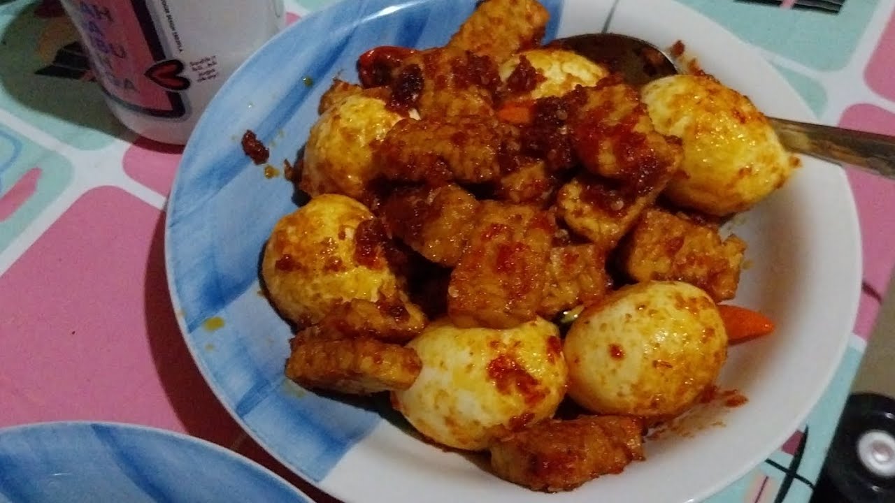 SAMBEL GORENG TEMPE DAN TELUR 
