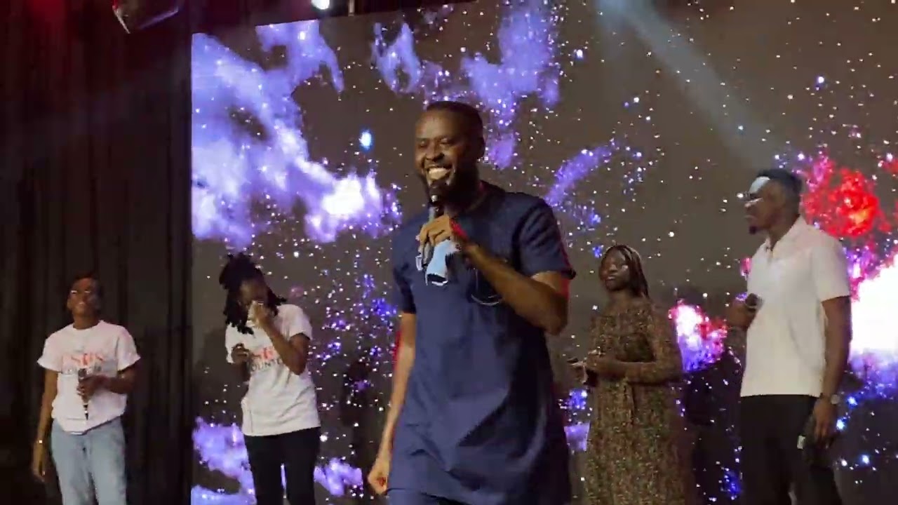 Hot worship with Nana Amoah (Adehye Mogya - Praise Awaiting) at CCB