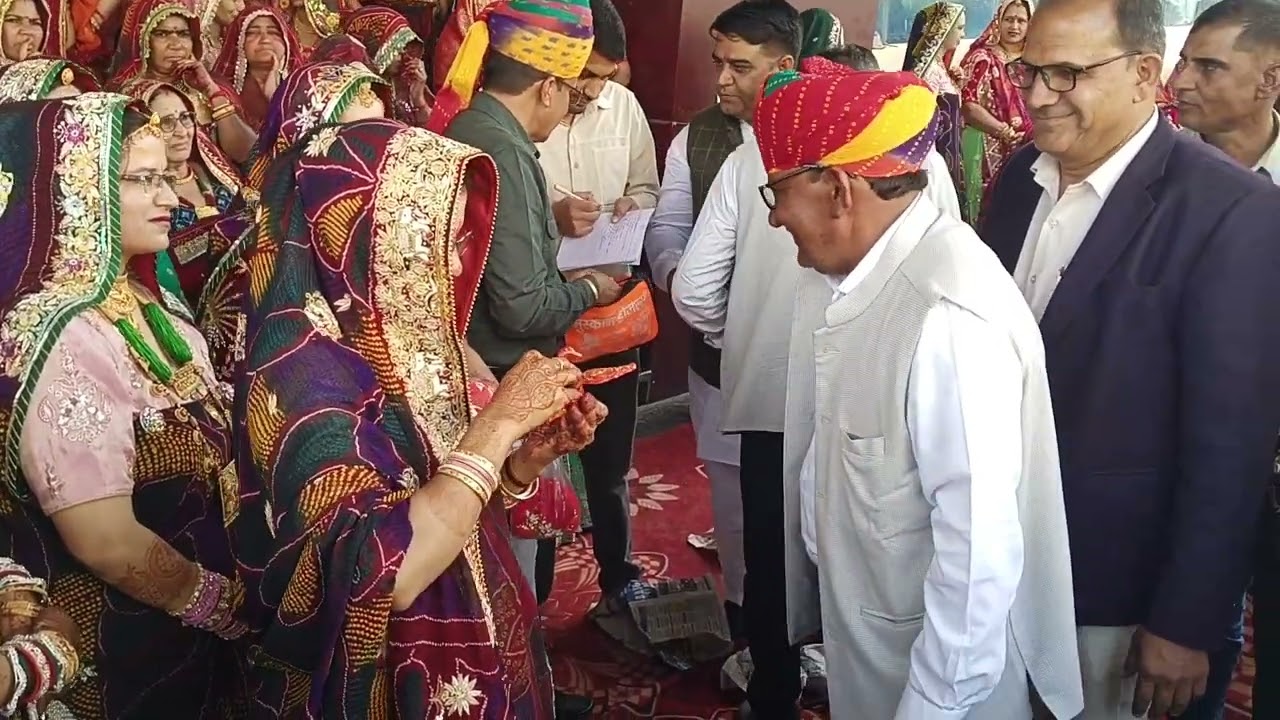 आज मंडी बंद है दोस्तों तो आज चाला एक मायरा में आज दोपहर फिर 1:00 होली महिला धमाल में फिर मिलेंगे