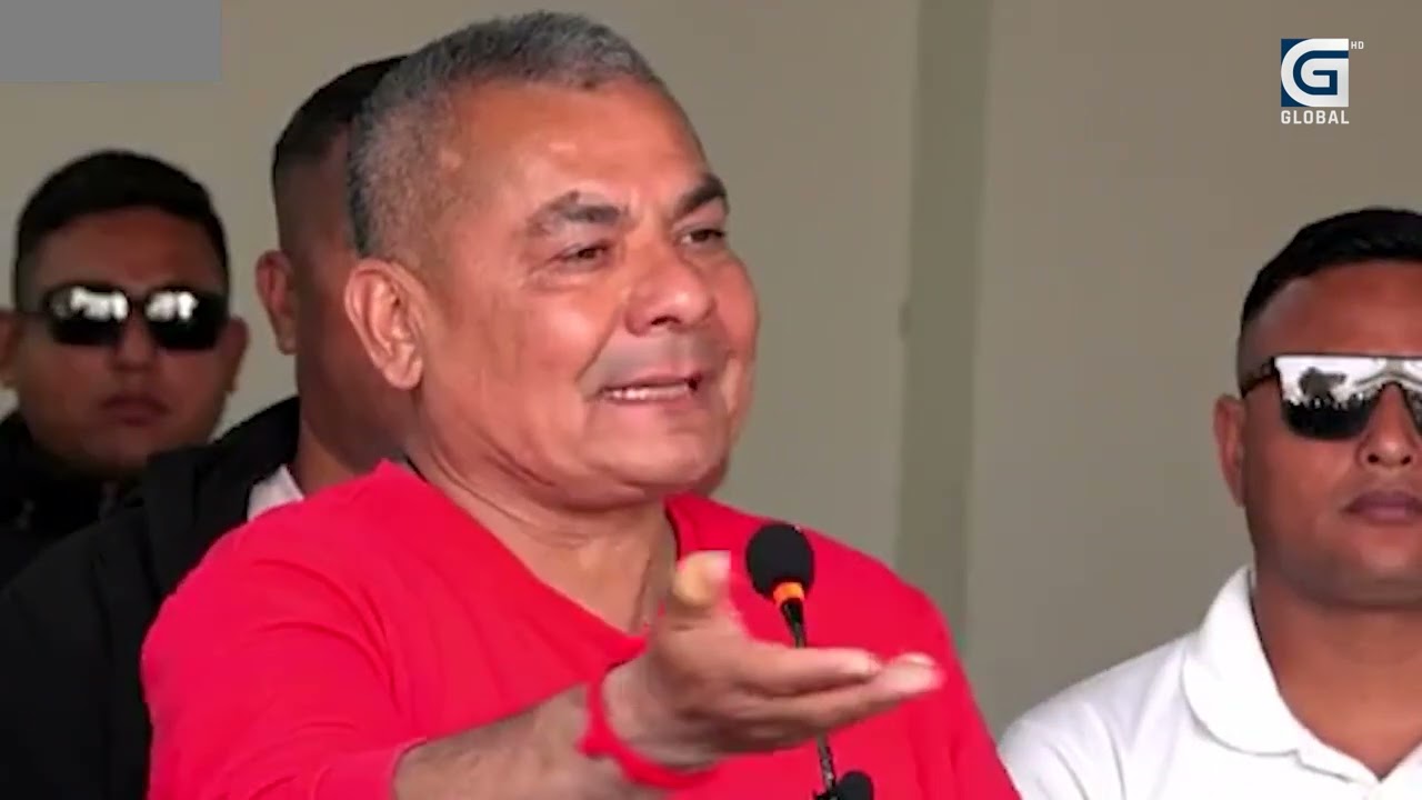 दुर्गाप्रसाईंको उदधोषः देश जोगाउने भए राजालाई स्वागत गर्न एयरपोर्ट आउनु