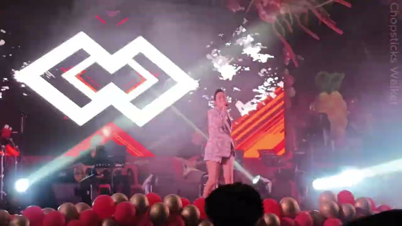 歌台歌手: 洪乙霏; 华语歌曲: 爱你一万年 | 兀兰326中元会庆赞中元歌台