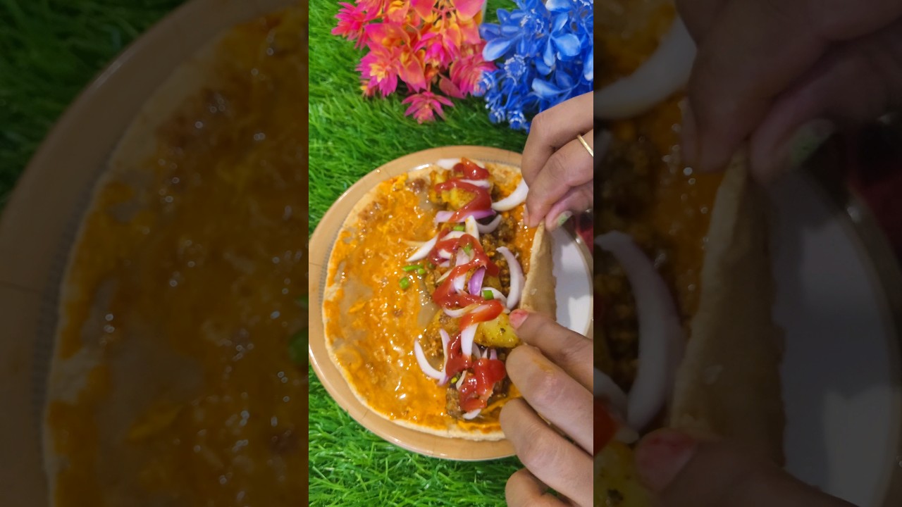 Aloo kathi roll recipe 😍 | Aloo roll street food | Veg Roll recipe #shorts #trending #recipe