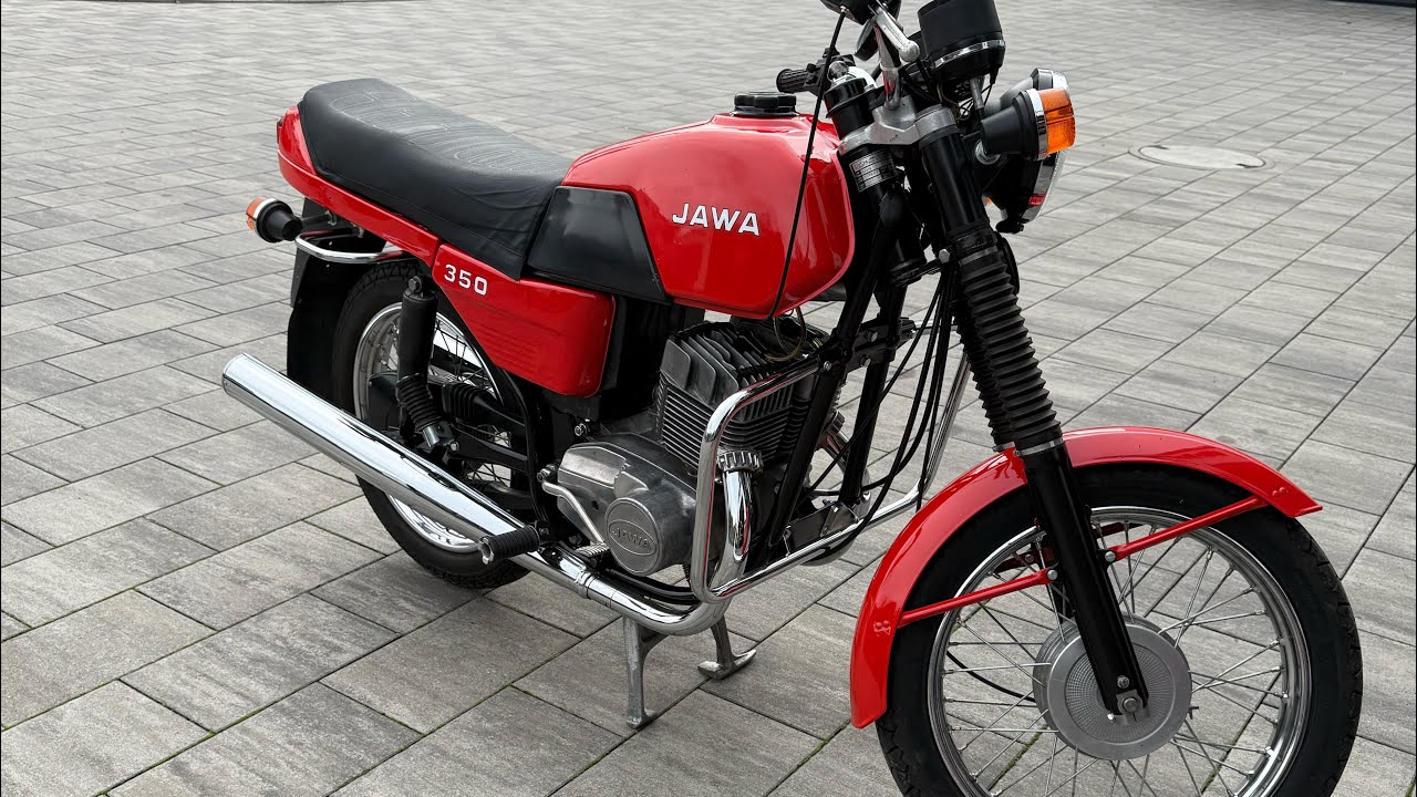 Купил 3 новых мотика yamaha R1.  Bmw K1200R. и Jawa 638 350