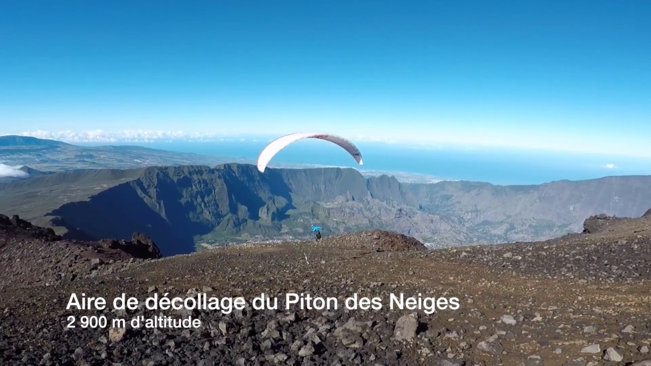 Vol en parapente depuis le Piton des Neiges - La Réunion