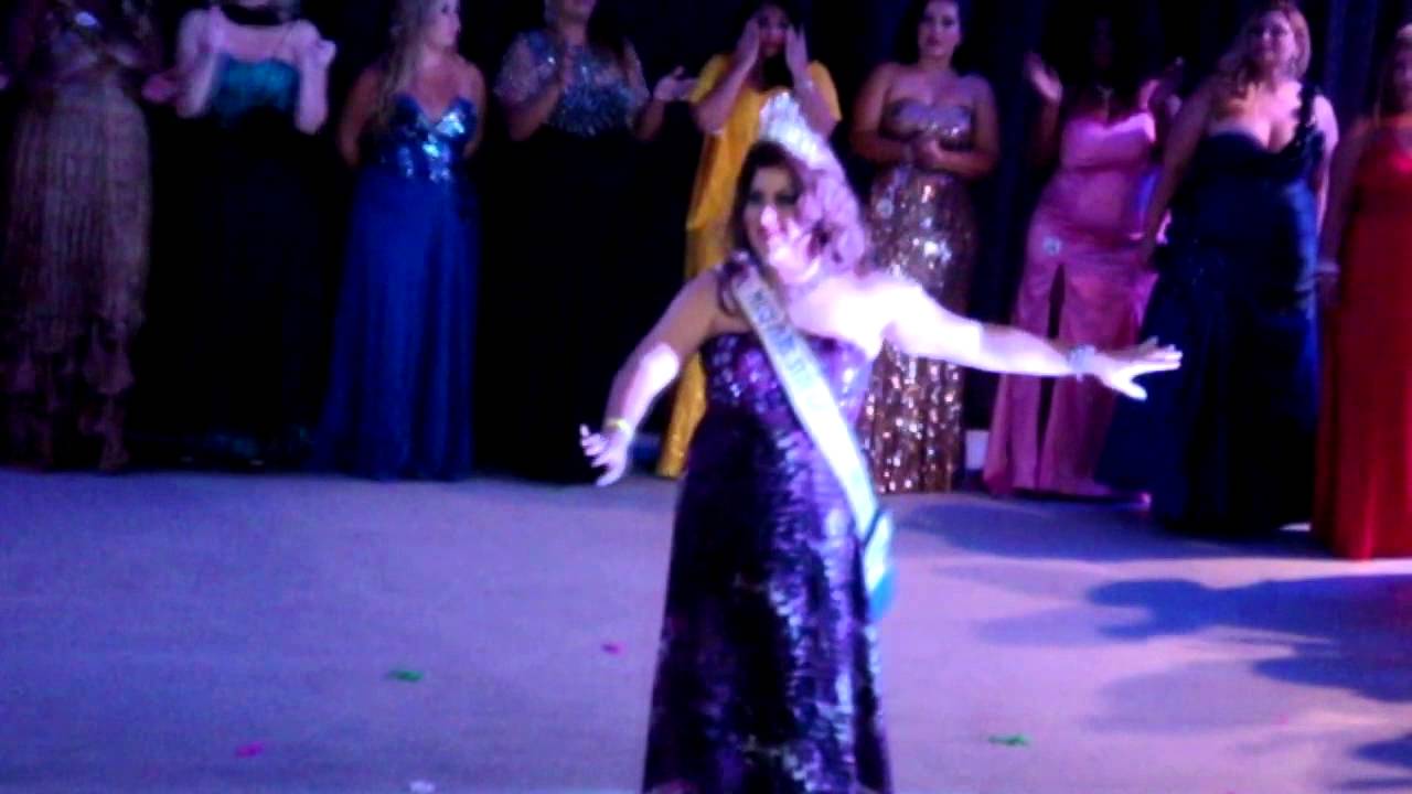 Kitana McNew - Lua de Cristal em Libras no Miss Plus Size Carioca 2013