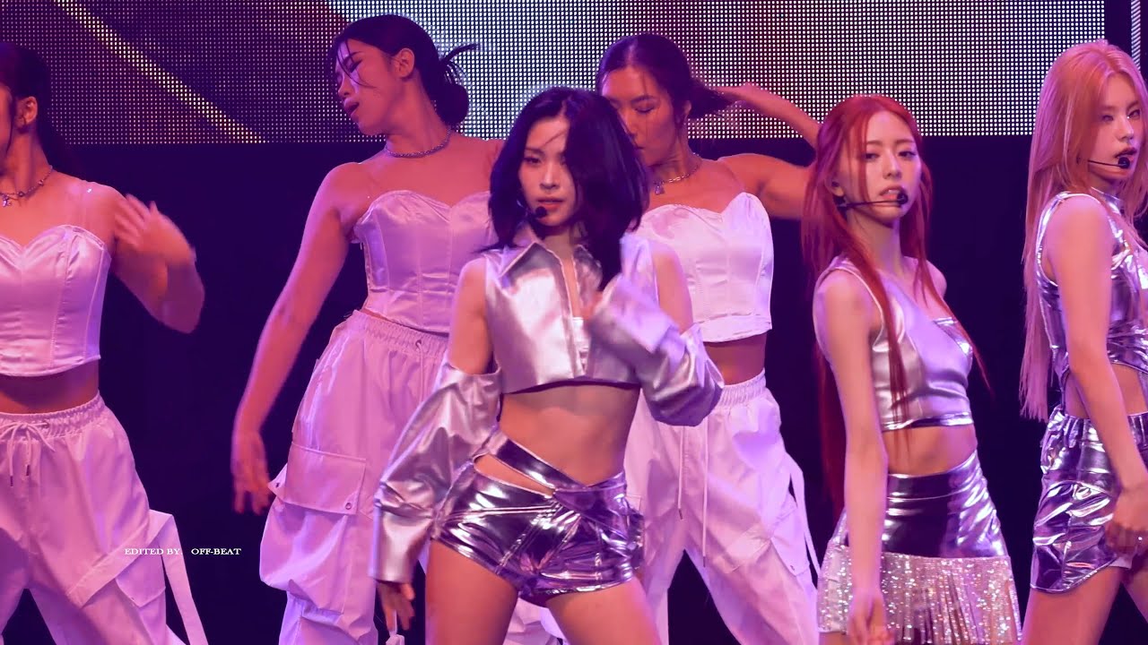 240224 ITZY 류진 직캠 [4K] Escalator 있지 RYUJIN FANCAM @BORN TO BE IN SEOUL