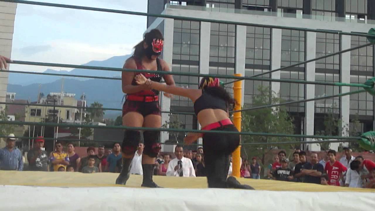 Lady Flamer vs Hija de Karonte