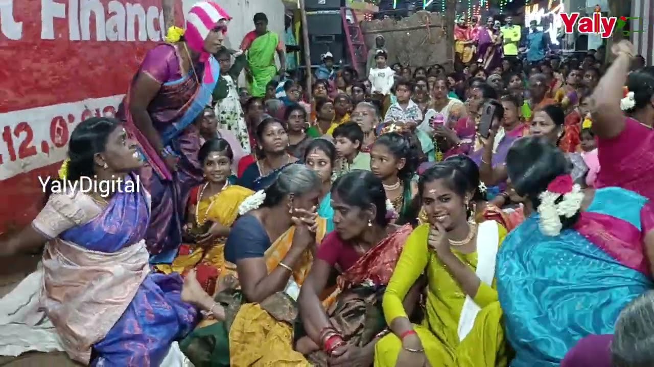 ஊழைச்சத்தம் போட்டு திருவிழா கூட்டத்தையே கலங்கடித்த பேச்சியம்மன் அருள் வந்த பெண்கள்