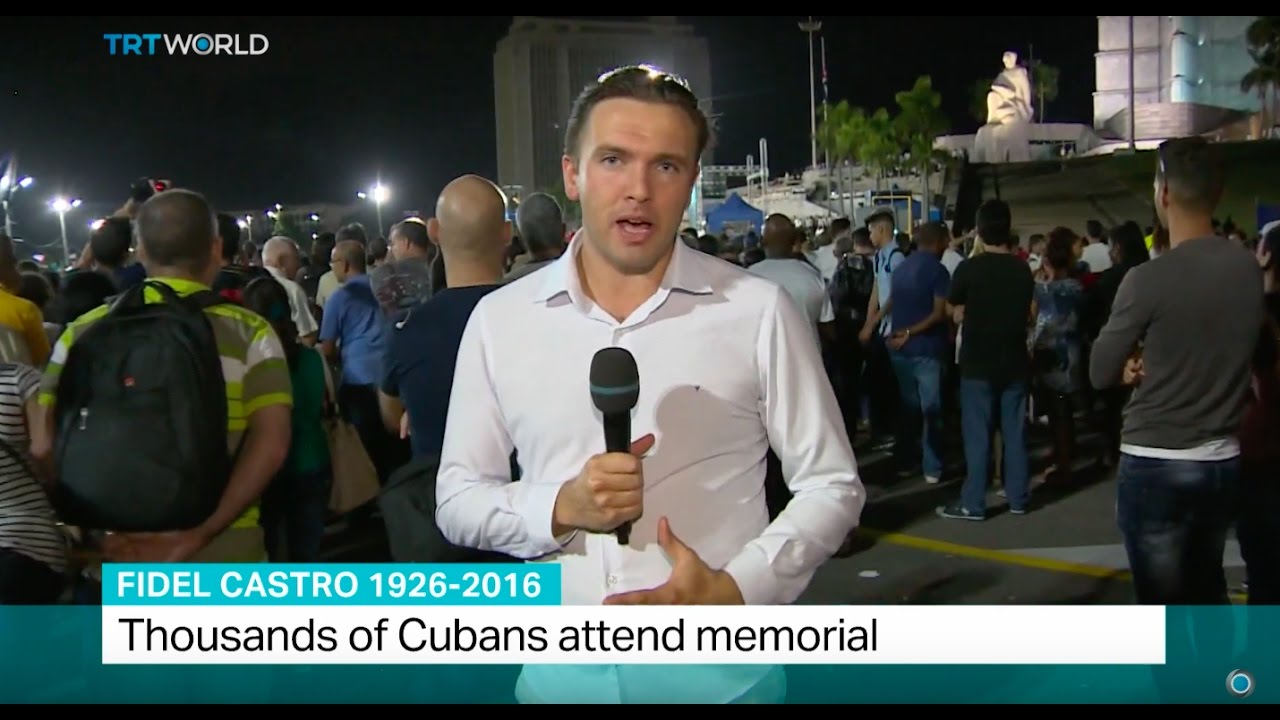 Fidel Castro 1926-2016: Chants of 'Viva Fidel' across Revolution Square