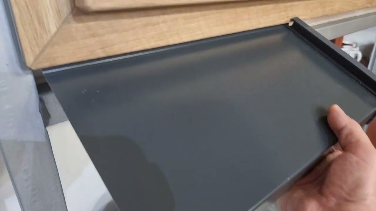 Różne parapety do okien Turner Oak