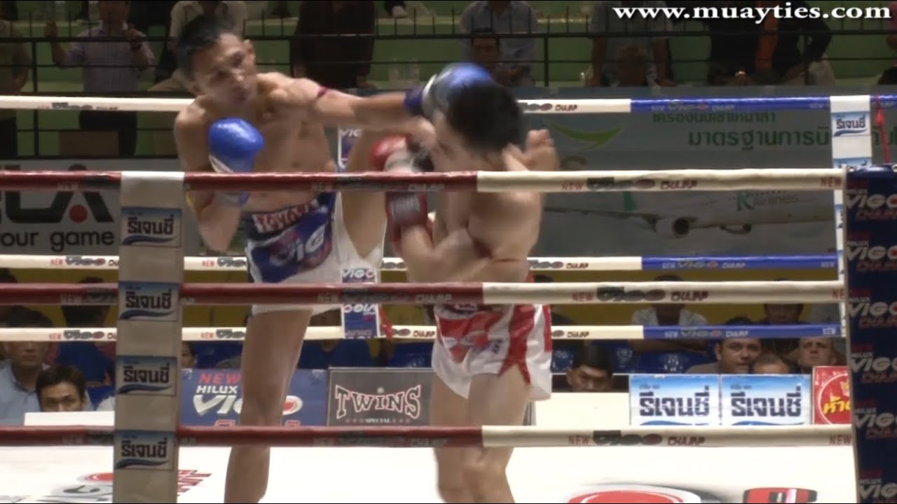 Muay Thai Fight - Kwankhao vs Petchmorakot- New Lumpini Stadium, Bangkok, 6th March 2015