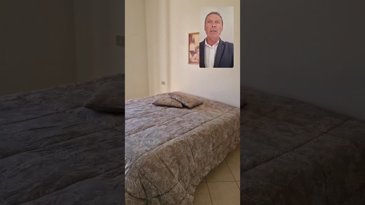 Ponsacco Appartamento con mansarda e garage