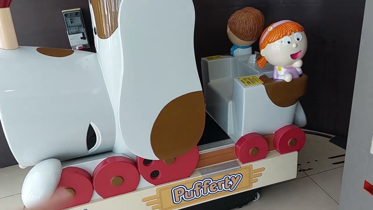 Jolly Roger Tickety Toc Pufferty Kiddie Ride