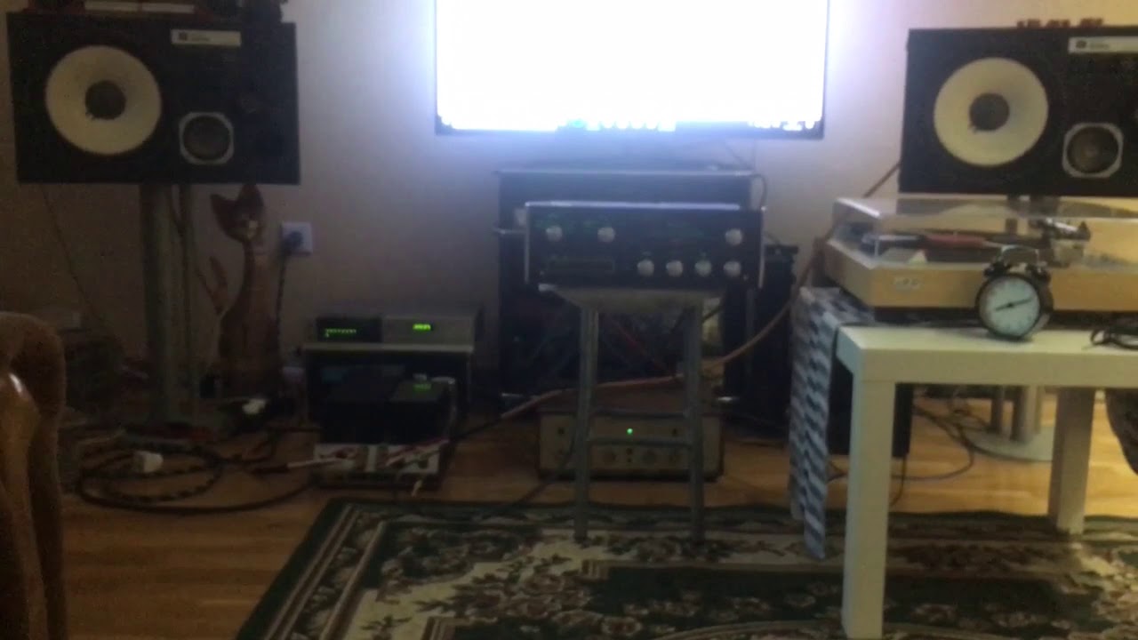 Сравнение ASUS Xonar D2 с Philips cd 303