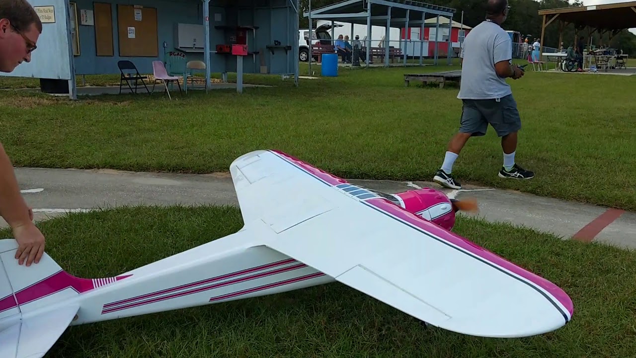 ECOMRC Cessna 195 Startup at RCACF