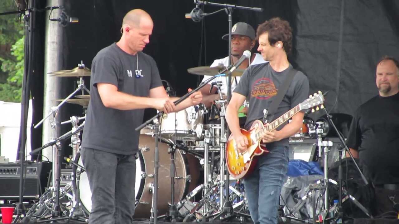 Kelly Clarkson's New Drummer, Lester Estelle, Sound Check, Troy, MI.