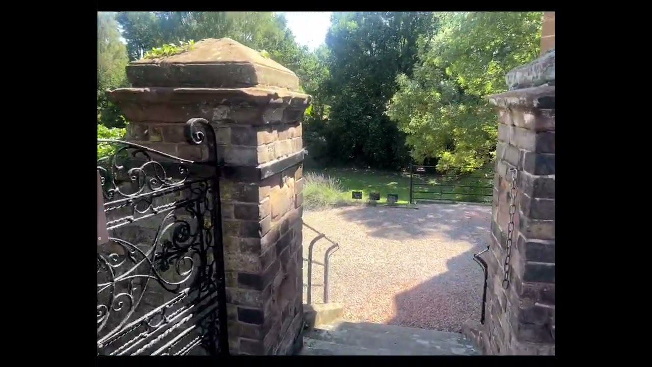 British Historical Walk About - Episode 16 A Castle at Hartlebury